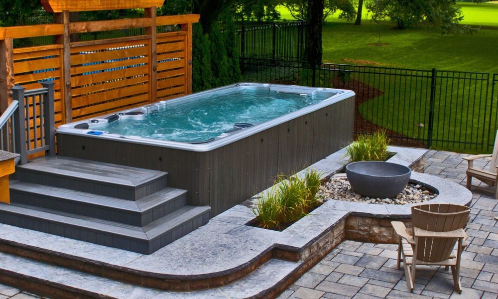 small hot tubs