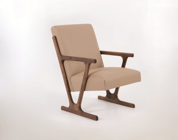 woody arm chair