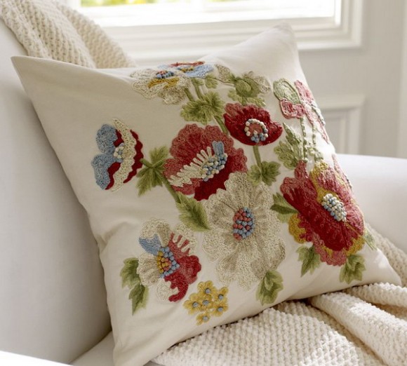 summer pillows : the beauty of flowers