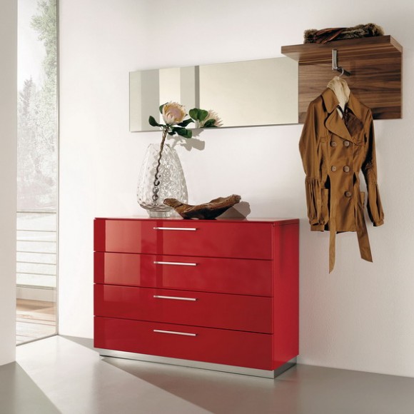 decorating hallway with horizontal mirror