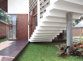 distort house 07