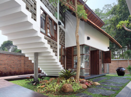 distort house 08