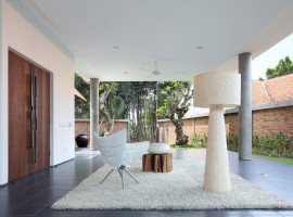 distort house 13