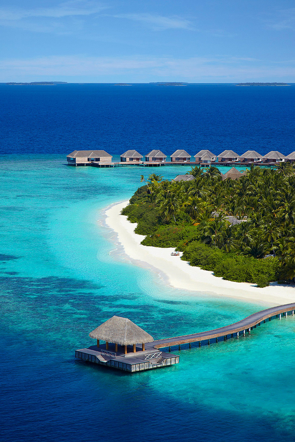dusit thani resort maldives 03