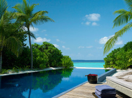 dusit thani resort maldives 14