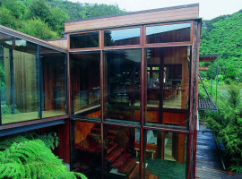 waterfall bay house 03