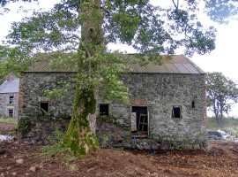 loughloughan barn 02