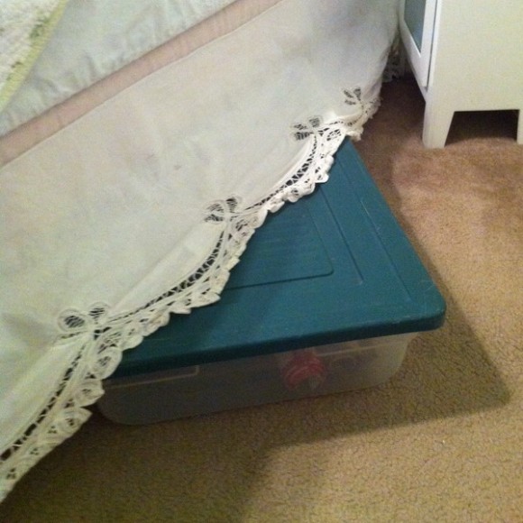 storage ideas under bed 06