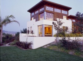 the hilltop house 06