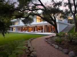 the glass pavilion house 15