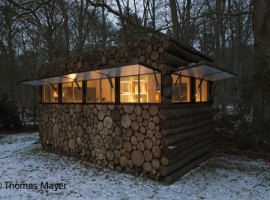 tree trunk garden house 10