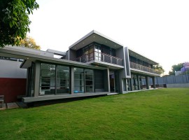 beautiful modern residence in johannesburg 12