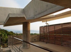 concrete home in ubatuba 13