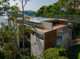 concrete home in ubatuba 20