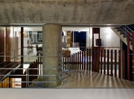 concrete home in ubatuba 28