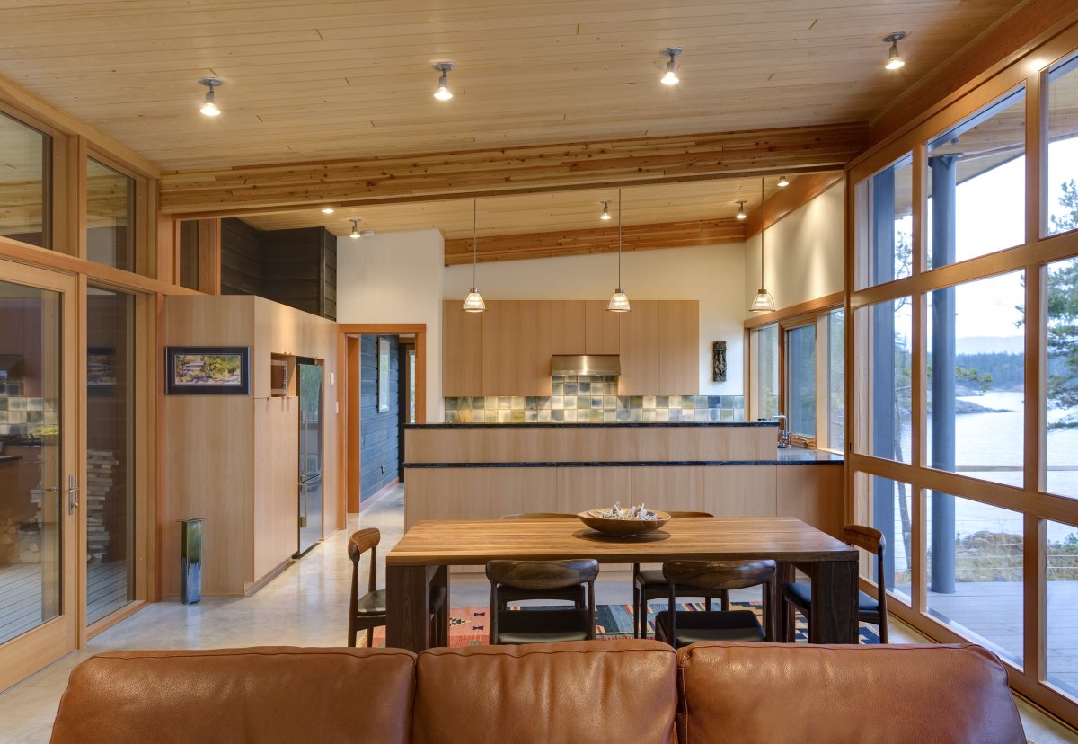 cortes island residence 17