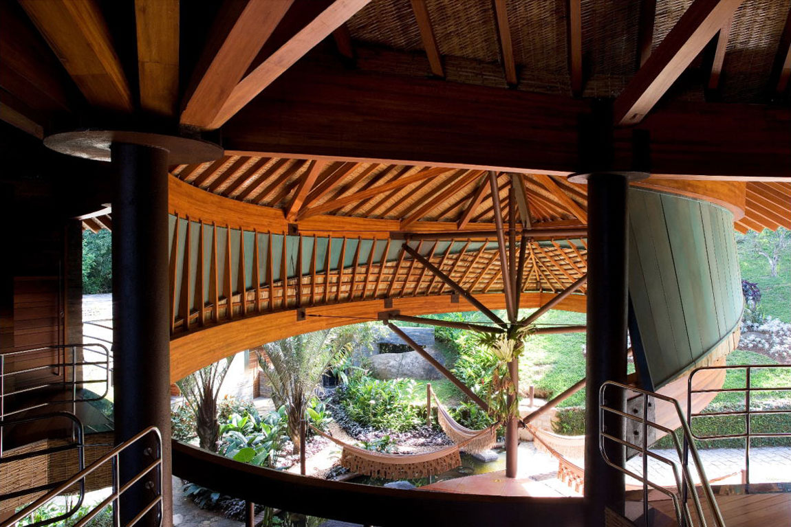 leaf house in brazil 10