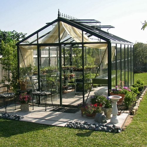 contemporary-greenhouses