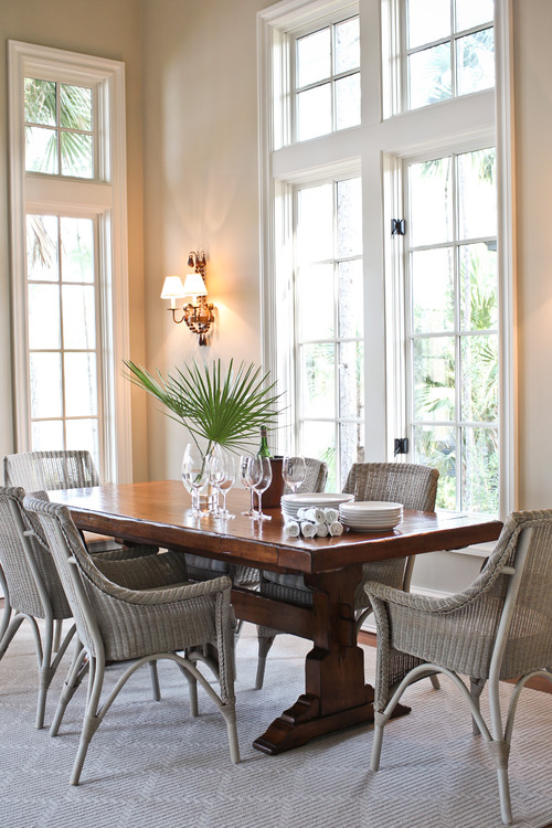 beach-style-dining-room (1)